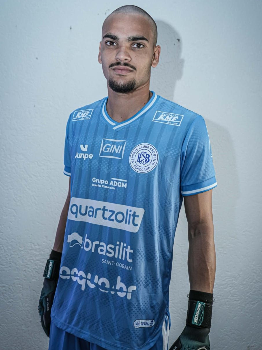 Vitor Alvarenga